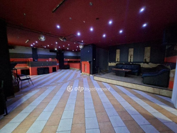 Elad� 208 nm-es h�z B�csbokod