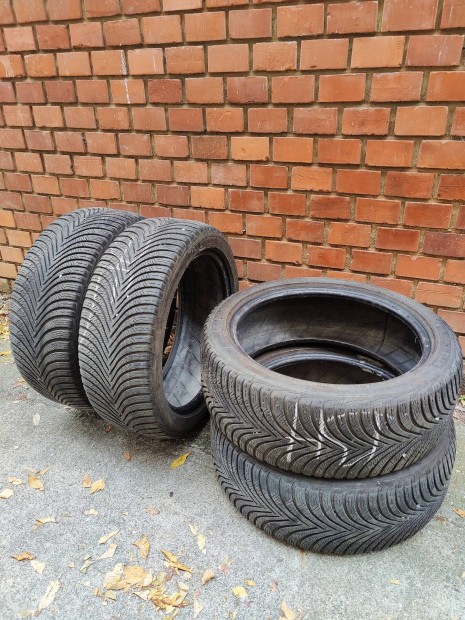 Elad 215/45 R17 Michelin Alpin 5 tligumi szett