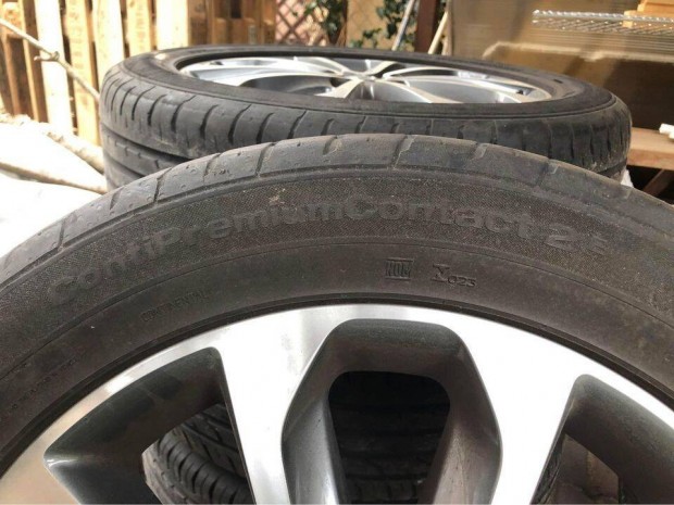 Elad 215/55 R18 Continental 5-5,5mm-es 4db nyri gumi