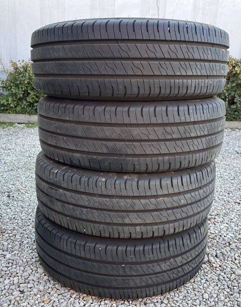 Elad� 215/65 r16c Goodyear ny�ri gumi szett!