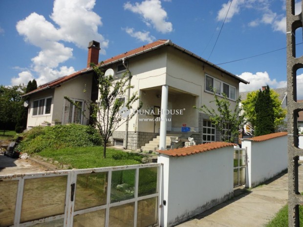 Elad� 220 nm-es h�z Etyek