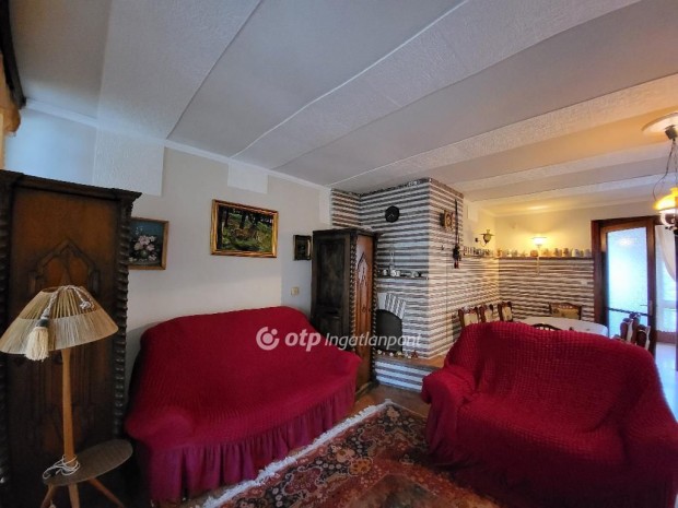 Elad� 221 nm-es h�z Si�fok