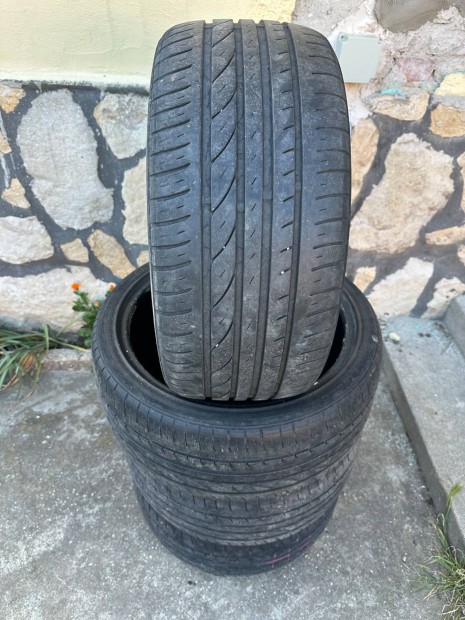 Elad 225/40 R18 nyri gumi