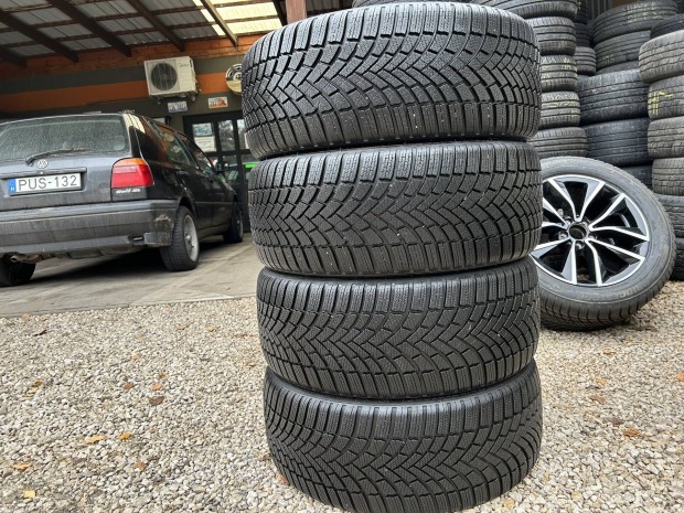 Elad 225/40 r19 Bridgestone tli gumi!