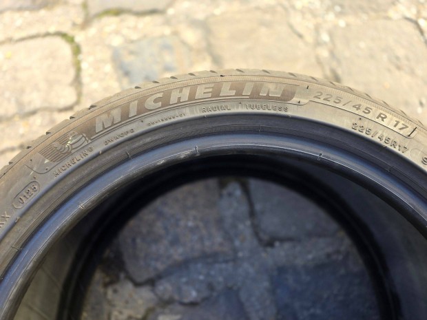 Elad� 225/45 R17 Michelin Primacy 4 ny�ri gumiabroncs