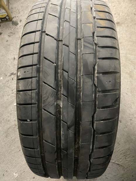 Elad 225/45 r17 nyri gumik