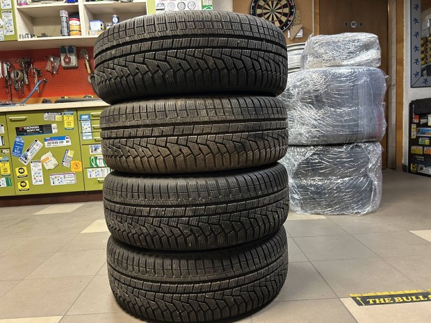 Elad 225/55 r17 Hankook tli gumi!