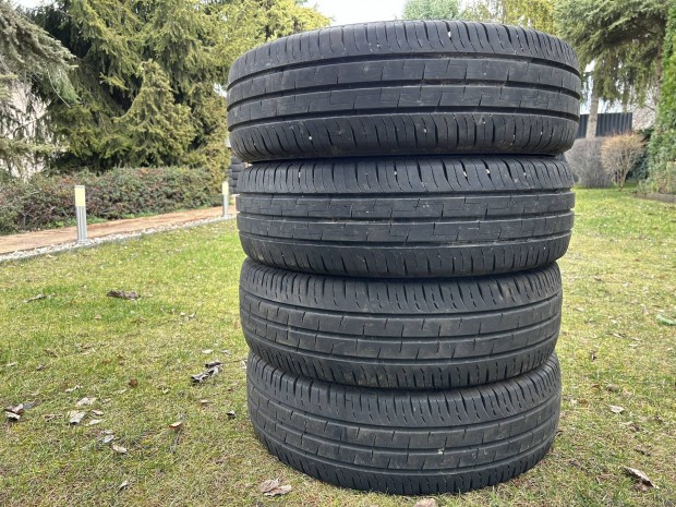 Eladó 225/75 r16C Imperial nyári gumi!
