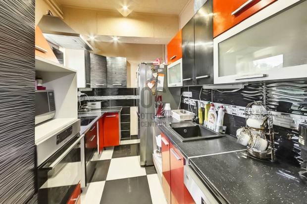 Elad� 227 nm-es h�z Dunakeszi