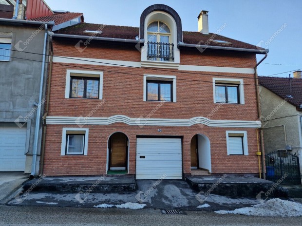 Elad� 230 nm-es h�z Kaposv�r