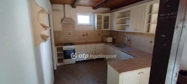 Elad� 237 nm-es h�z Dunaharaszti