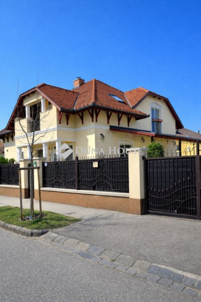 Elad� 244 nm-es h�z Budapest 4. ker.