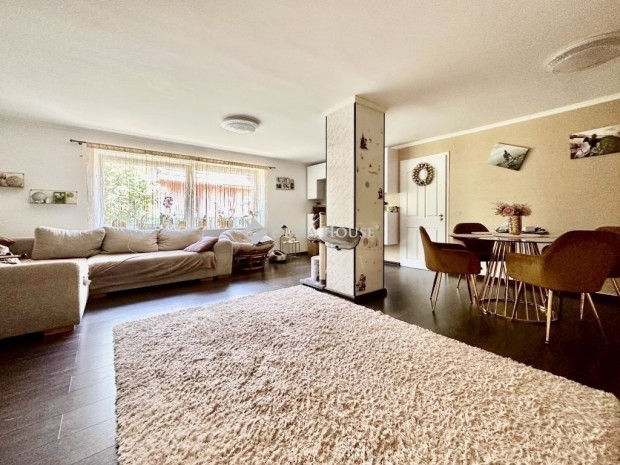 Elad� 248 nm-es h�z P�cs