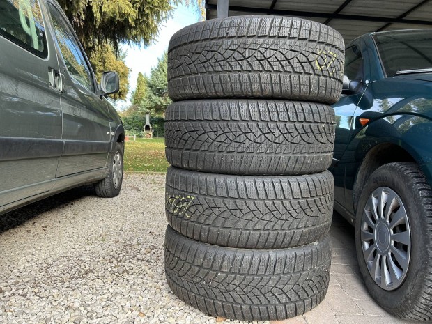 Elad 265/40 r20 Goodyear tli gumi!