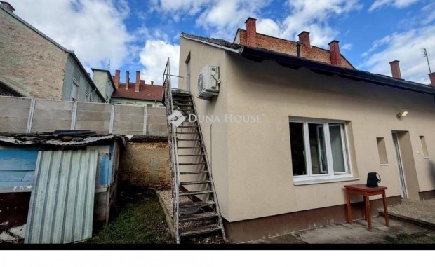 Elad� 26 nm-es lak�s Szombathely #5180590