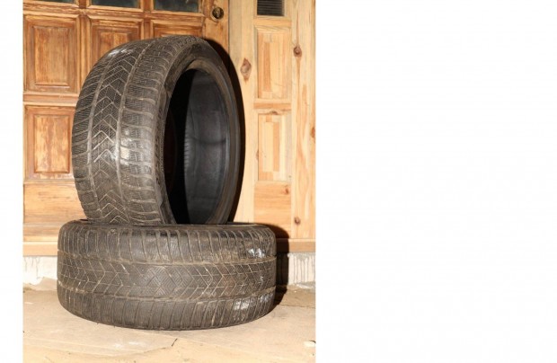 Elad� 275/35R19 autogumik