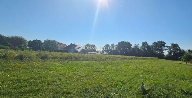 Elad� 2790 nm-es telek Szombathely