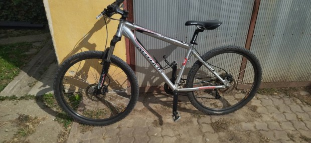 Elad 27.5 MTB kerkpr 