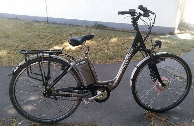 Eladó 28" elektromos kerékpár rásegítéses jó akuval