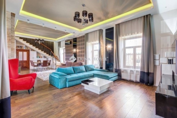 Elad� 293 nm-es h�z Dabas