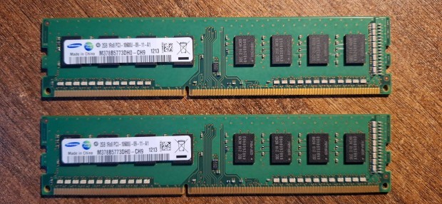 Elad 2*2 Gb memria (Samsung)