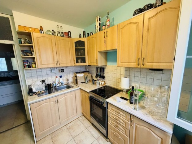 Elad� 2.5 szob�s lak�s a Fagy�ngy utc�ban