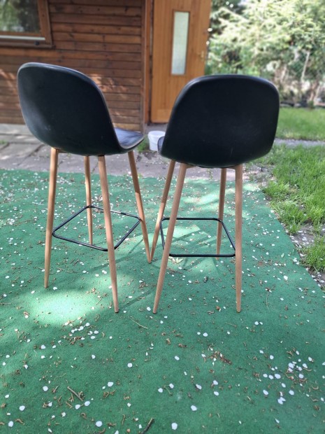 Eladó 2 db Jysk bárszék