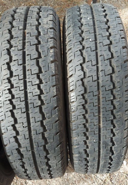 Elad 2 db Kumho 225/75 R16 C nyri gumi