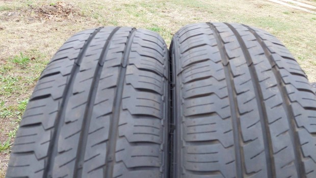 Eladó 2 db. kisteher gumi Hankook 195/65 R16C