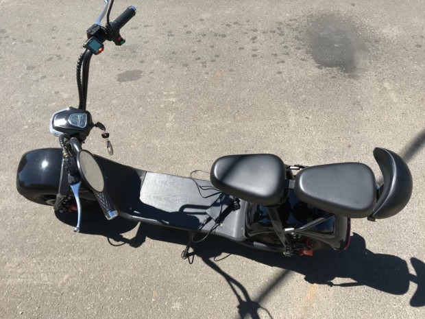 Eladó 2 személyes citycoco elektromos roller
