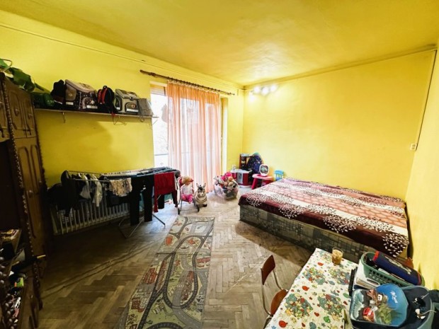 Elad� 2 szob�s lak�s Koml�n, a V�r�smarty utc�ban