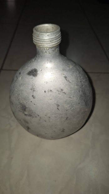 Eladó 2 világháborús alumínium kulacs