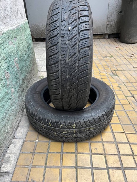 Elad 2db 195/65 R15 tli gumi !