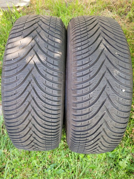 Eladó 2db 215/65 R17 téli gumik
