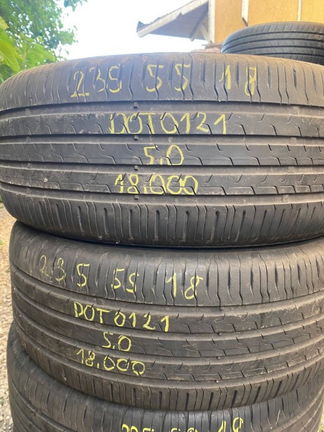 Eladó 2db 235/55R18 continental nyári gumi