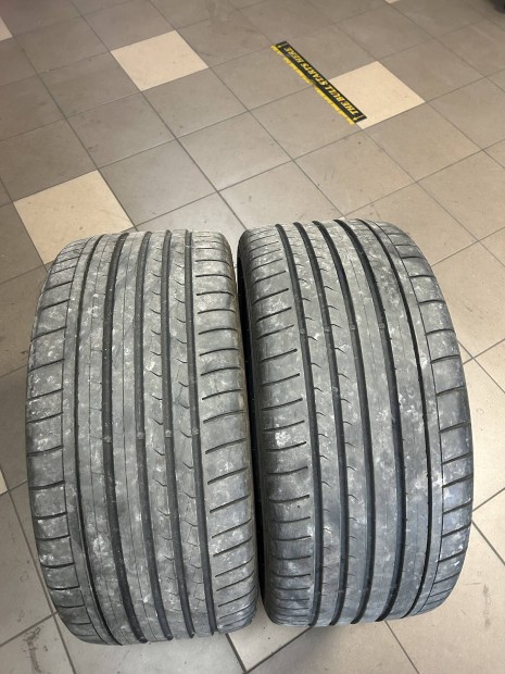 Eladó 2db 275/30 r21 Dunlop nyári gumi!