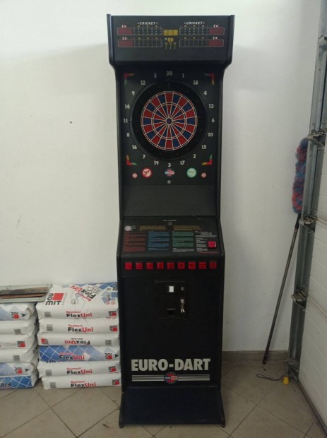 Elad 2db 4 plys euro darts gp!