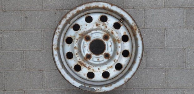 Elad� 2db Ford Escort gy�ri ac�lfelni. R13 4x108 ET40 13" Agym�ret: 63