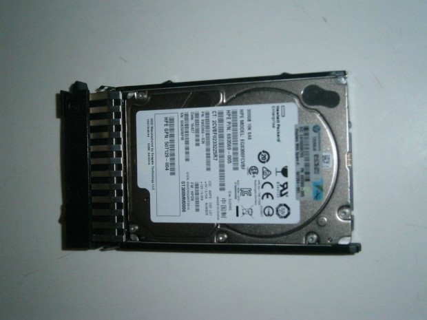 Elad 2db HPE 300GB-os SAS szerver merevlemez (HDD)
