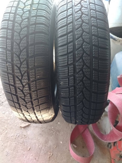 Elad� 2db haszn�lt t�ligumi 165/70/14