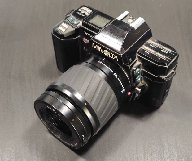 Eladó 2db minolta filmes SLR fényképező és 2db objektív