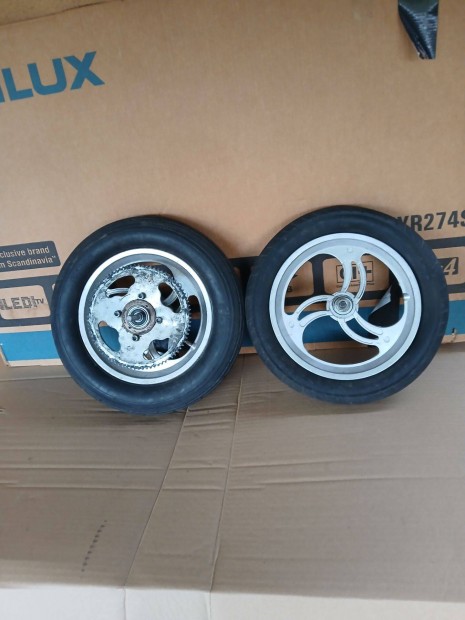 Elad� 2db t�ml�s ker�k