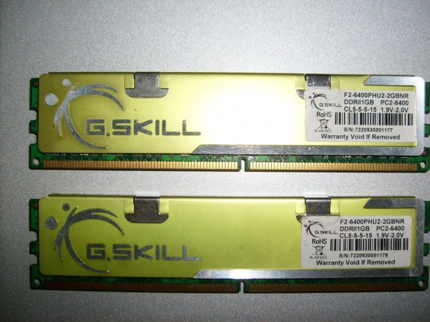 Elad 2x1 Gb 800Mhz-es DDR2-es G.Skill memrik