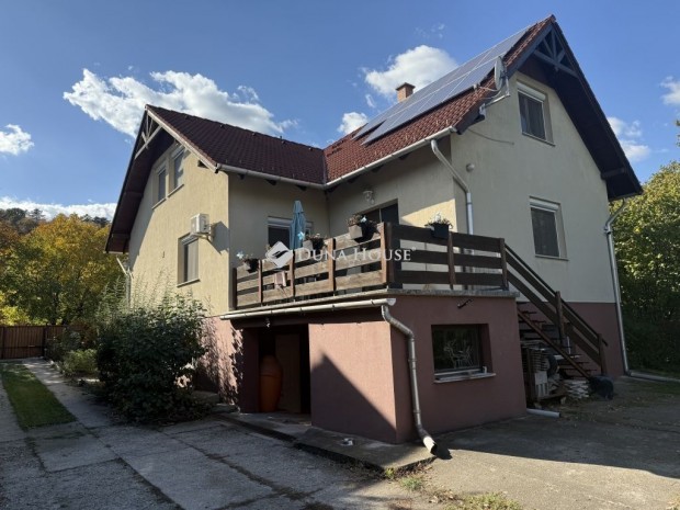 Elad� 306 nm-es h�z �rd