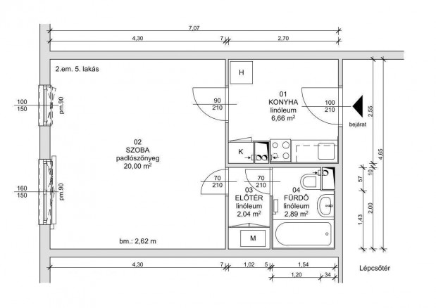 Elad� 32 m2-es panel lak�s Veszpr�m