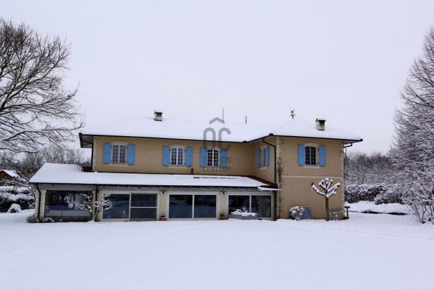 Elad� 333 nm-es h�z Isaszeg