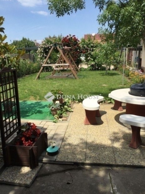 Elad� 341 nm-es h�z Szeged