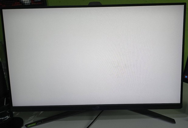 Elad 360hz 1080p Asus monitor