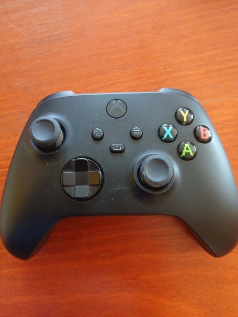 Elad 36. Xbox One Fekete Black Vezetk Nlkli Controller jszer