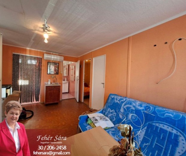 Elad� 36 nm-es Fel�j�tott H�tv�gi h�z Lakitelek